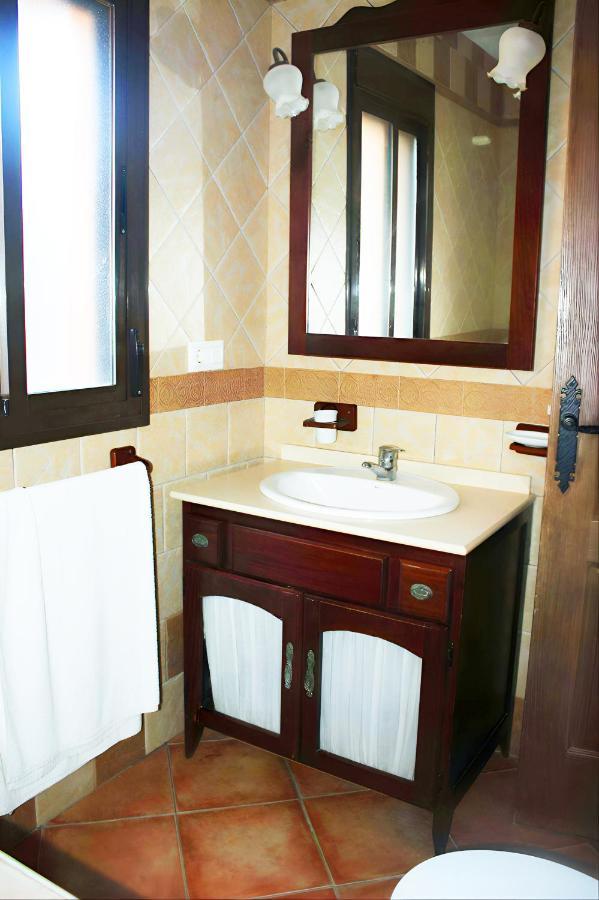 Chalet Con Piscina Privada En Conil-solo Familia Y Parejas Ferienhaus Conil De La Frontera